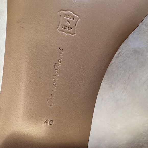 Gianvito Rossi Portofino Beige Suede Buckle-Fastening Sandals Sz 10 Italy $ 795 - Picture 14 of 16